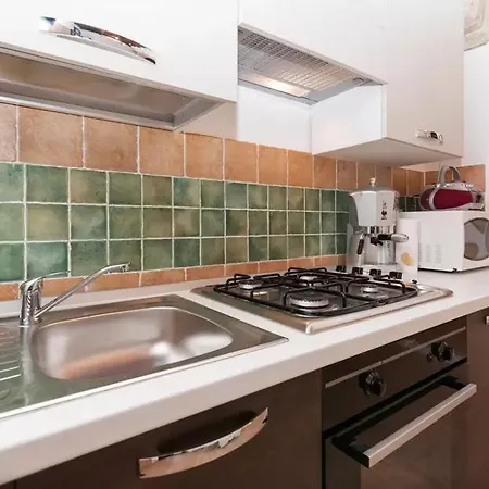 Arche Nocleg ze śniadaniem 3*