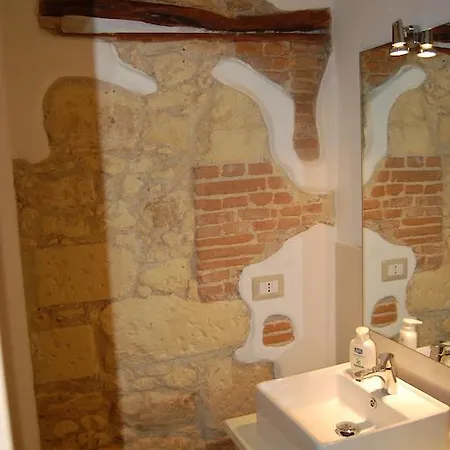 Arche Bed and Breakfast Κάλιαρι